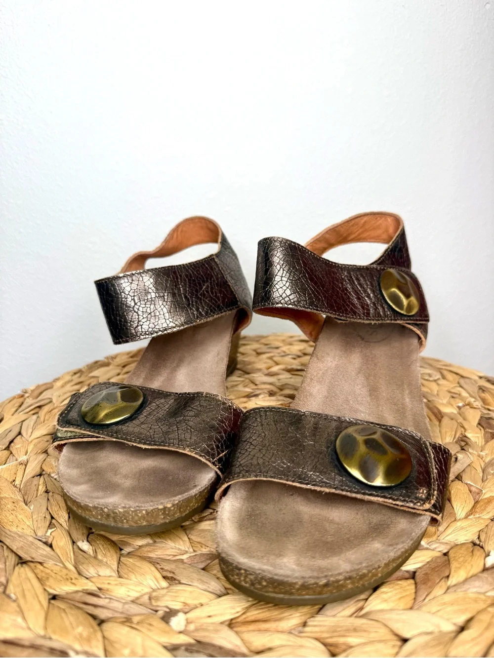 Taos Carousel 2 Sandal Metallic Bronze Leather Wedge Sandals Button Comfort